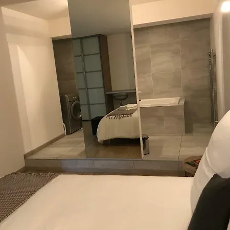 Petit Loft Drouot דירה